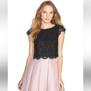 White House / Black Market Scalloped Lace Crop Bodice Size: 8